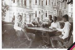 Alemannia-Bonn_Biertrinken-auf-der-Terrasse-1929